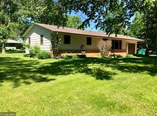 904 Woodlawn St, Le Sueur, MN 56058