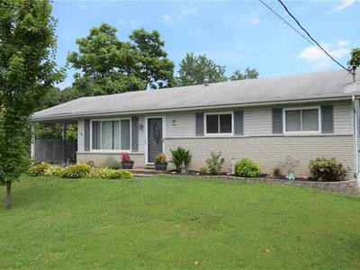 2400 Mickey Dr, High Ridge, MO, 63049