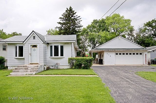 1st image of 208 Willard Pl