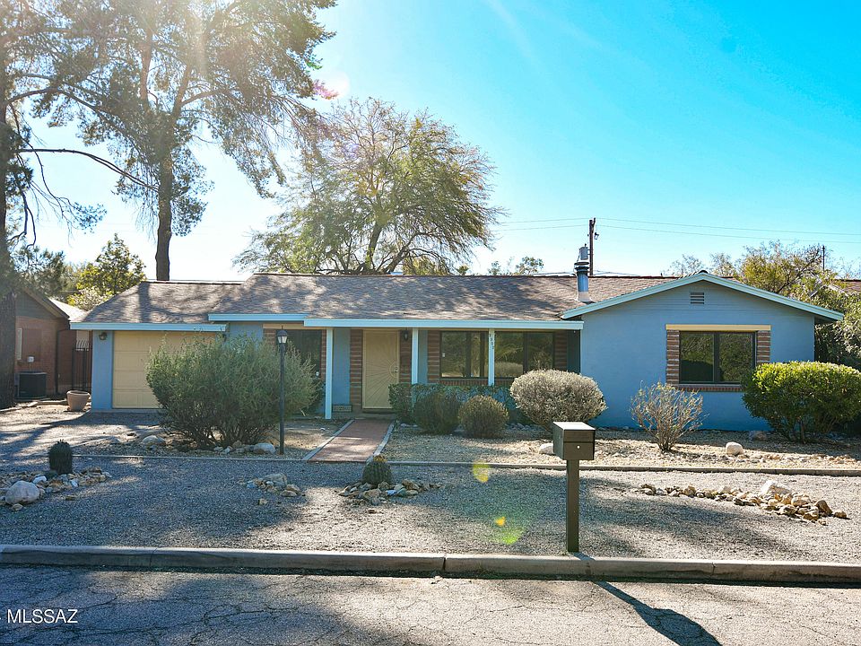 1st image of 2902 E Arroyo Chico