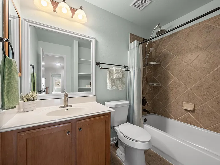 4323 Angelico Ln — Photo 36
