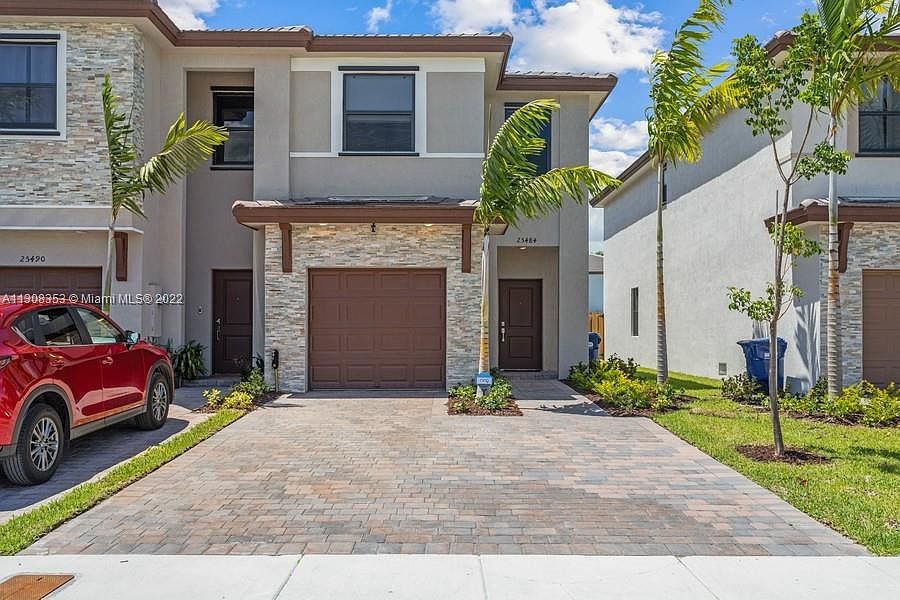 1st image of 25484 NW 108th Ct