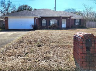 6000 Yellow Rose Dr, Pensacola, FL 32526