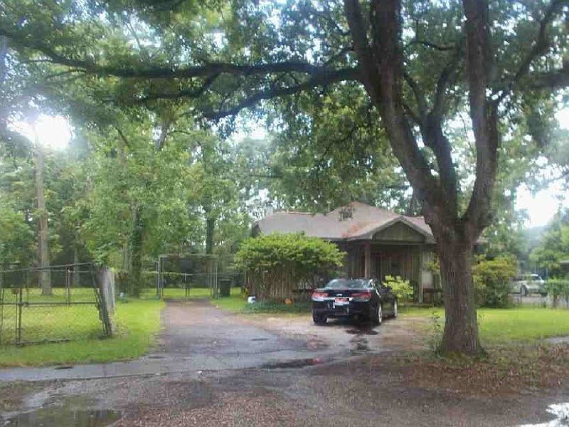 4451 Woodlawn Ave Beaumont TX 77703 Zillow