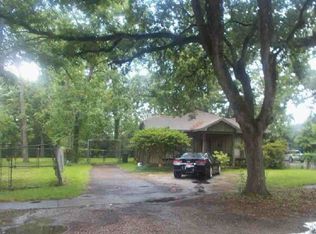 4451 Woodlawn Ave, Beaumont, TX 77703