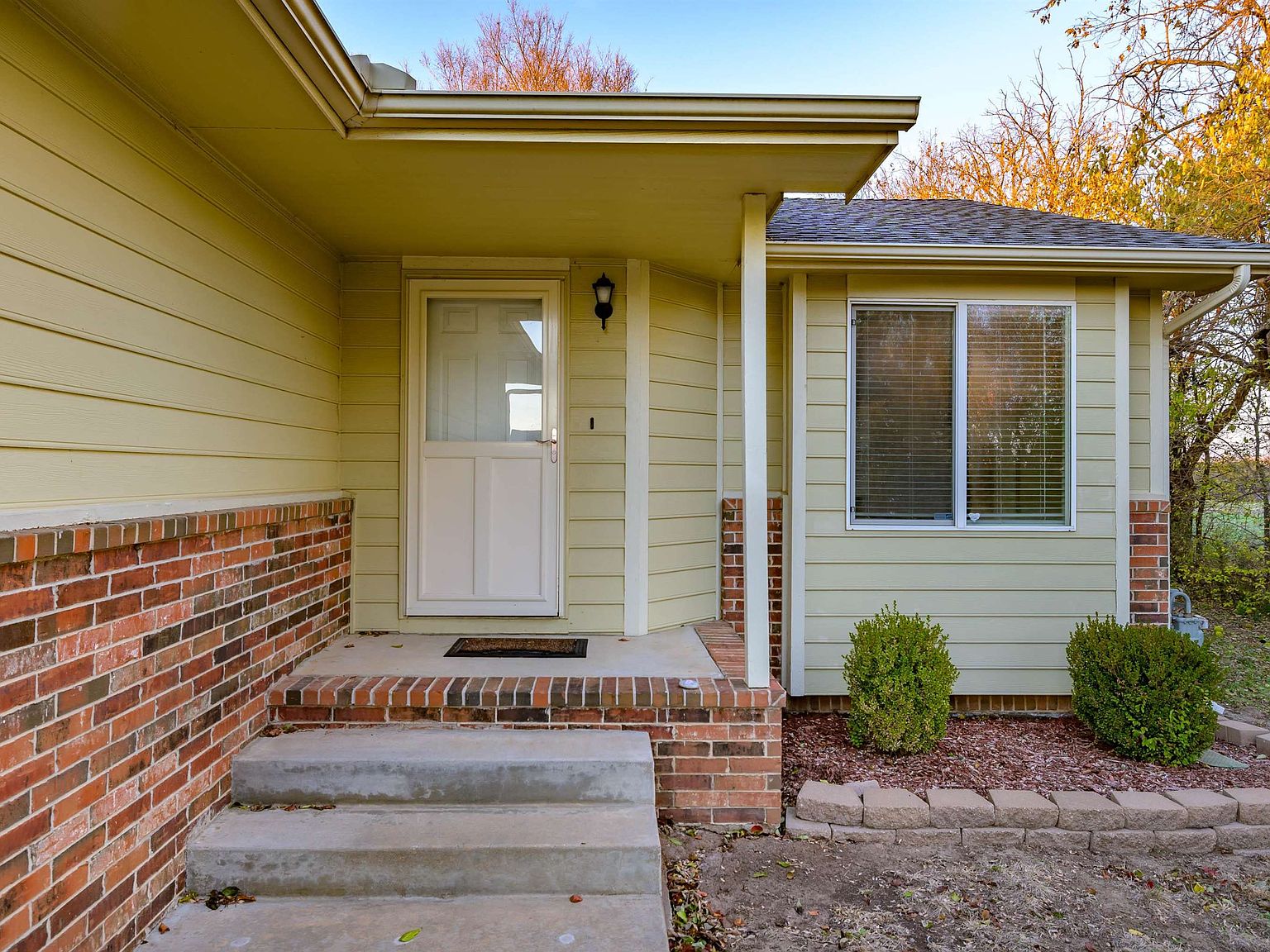 426 E Hickory St, Mulvane, KS 67110 Zillow