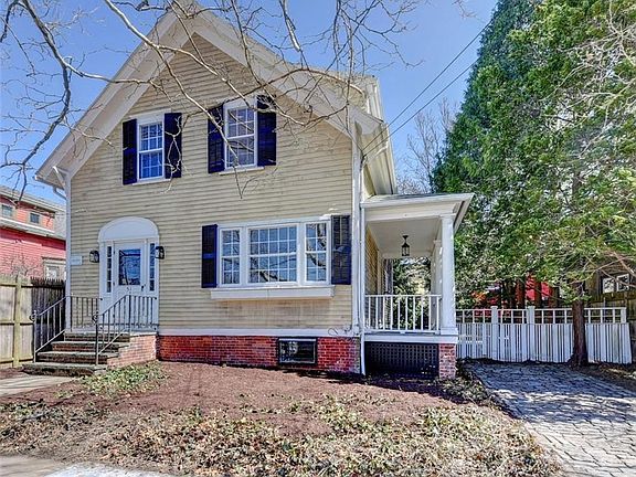 2nd image of 51 Blackstone Blvd