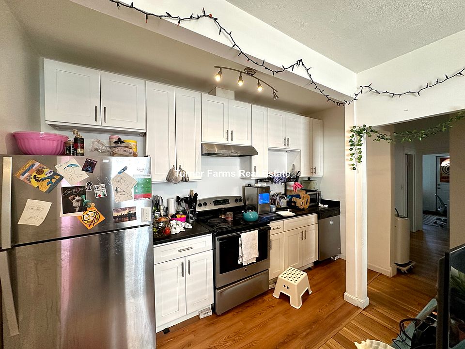 1st image of 13 Higgins St #U1