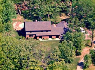 8618 Bull Run Trl, Woodstock, IL 60098