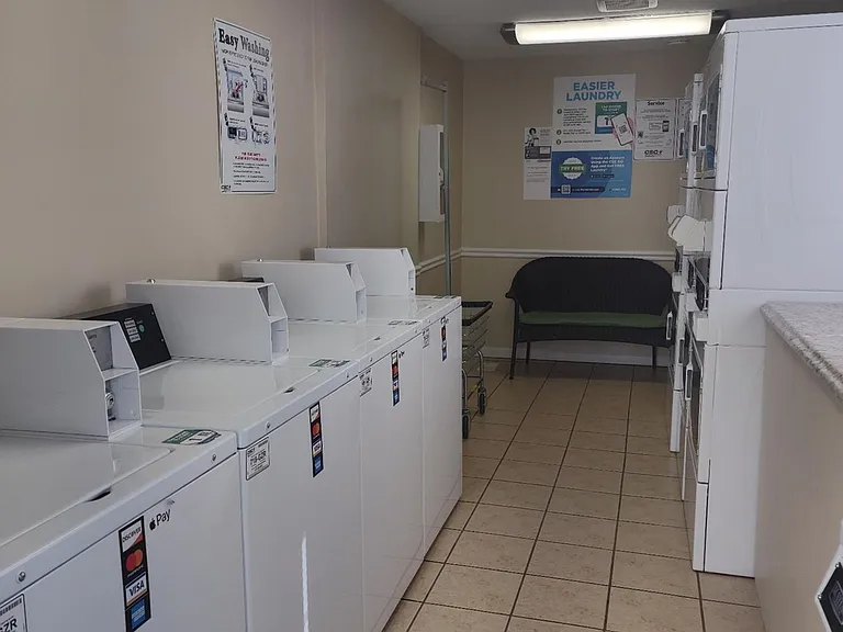 Hi Efficency Laundry Center