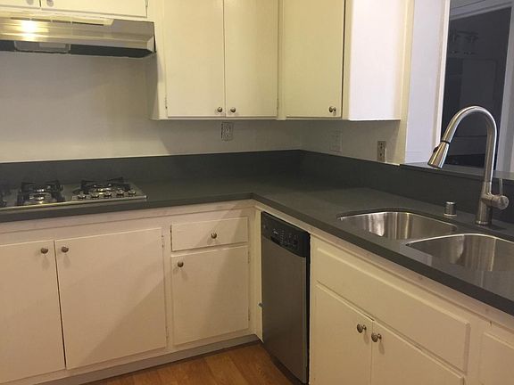 4th image of 3249 Overland Ave APT 1