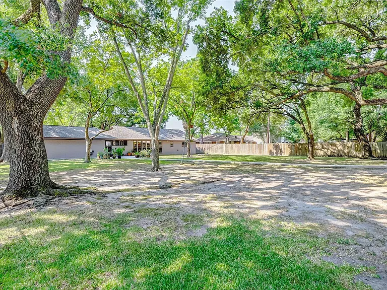 9218 Hammerly Blvd — Photo 36