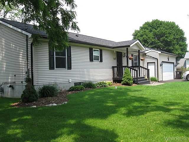 2nd image of 333 River St