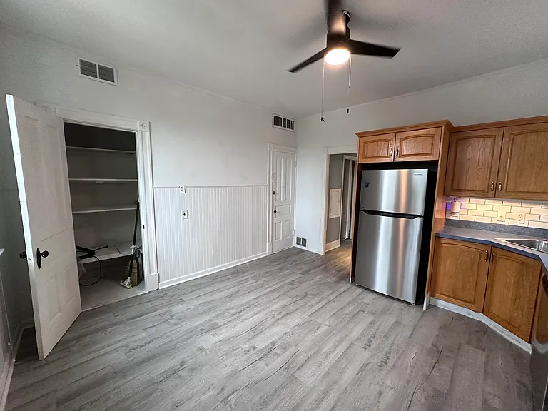 3251 Morganford Rd #A — Photo 20
