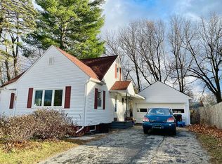 31 Simms St, Burlington, VT 05408