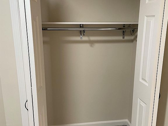5th image of 7225-7247 Beacon Hill Dr