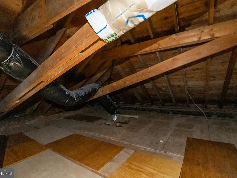 2804 S Abingdon St #A — Photo 14