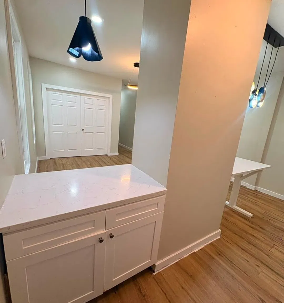 3 bed, $2,100 — Photo 3