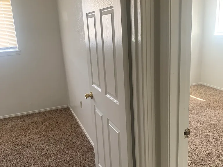 4209 Fernwood St — Photo 23