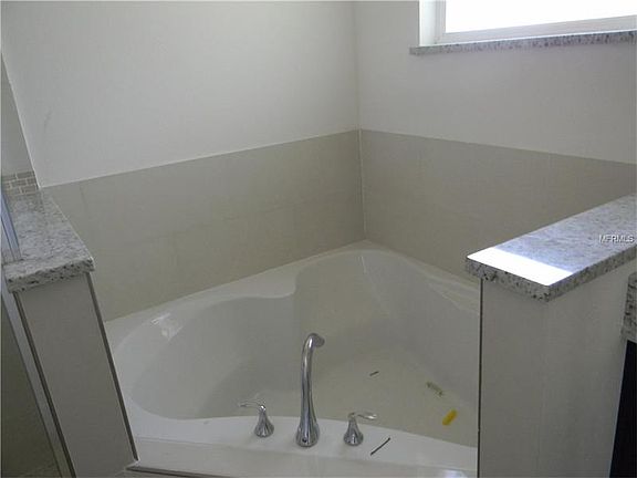 5th image of 1781 Oak Grove Ave