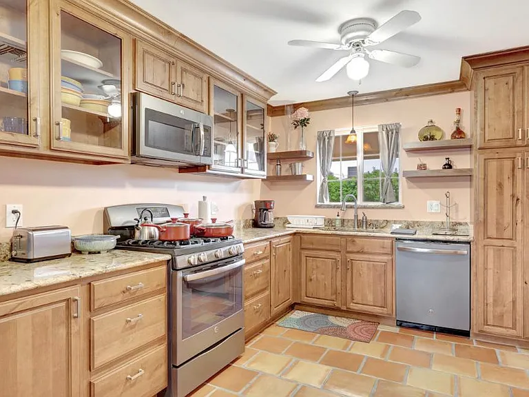 8313 E Meadowbrook Ave — Photo 5