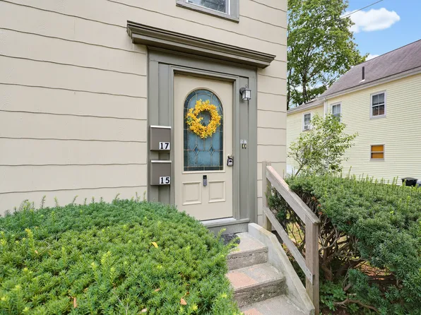 17 Church Ct, Ashland, MA 01721