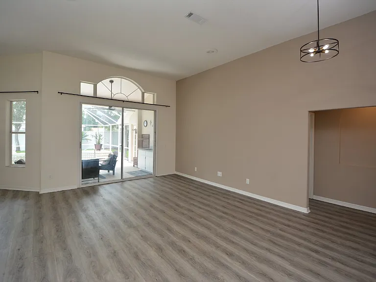 18 Wellwater Dr — Photo 9