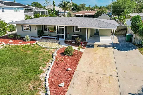 1720 Colleen St Photo 1