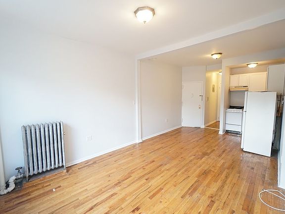 3rd image of 30 Nevins St #2H