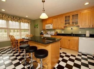 8 Shannon Dr, Shrewsbury, MA 01545