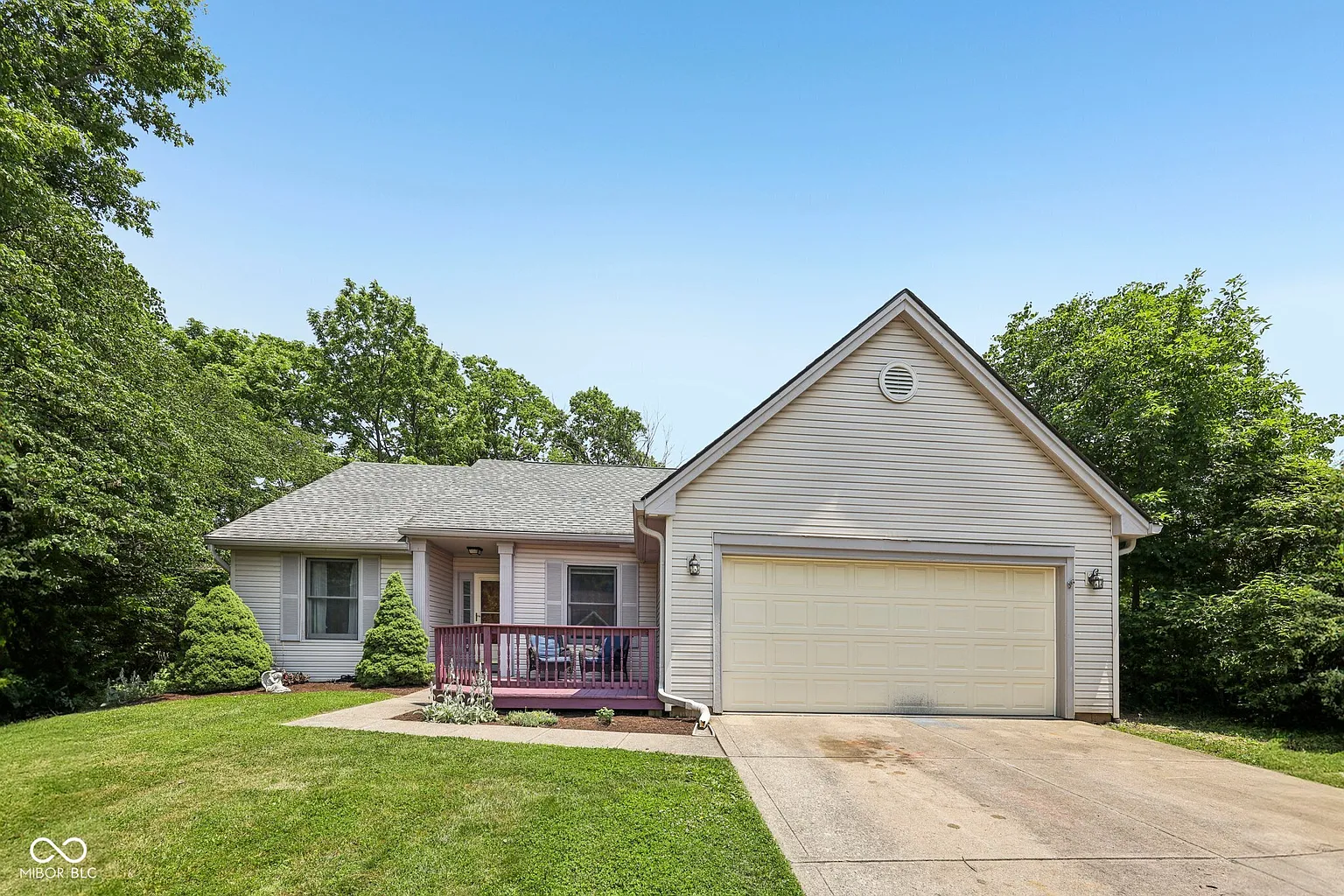 7831 Bayridge Dr photo 1