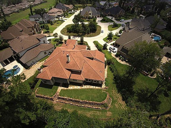 2nd image of 59 Freesia Ct