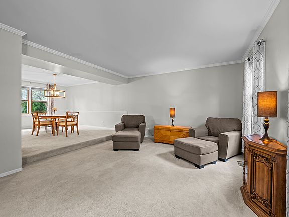 3rd image of 314 Stonebridge Way