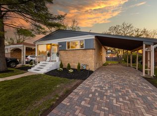 1526 N Maple Ave, La Grange Park, IL