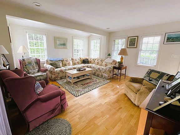 3rd image of 8 Seikinnow Pl