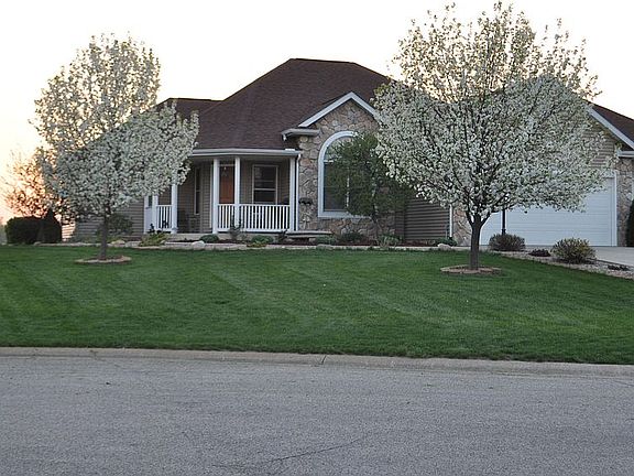 Front from Cul-de-sac