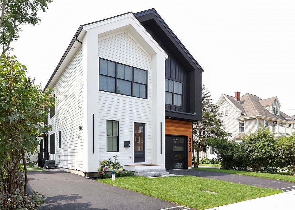 1st image of 323 Nevada St #2