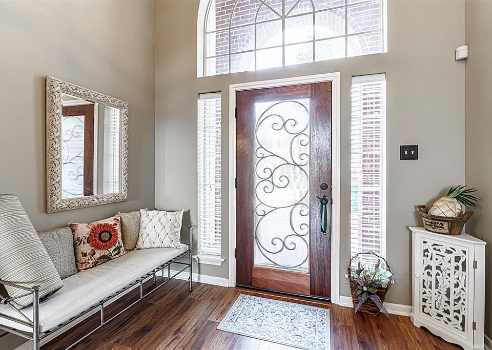 1st image of 15435 Juniper Cove Ct