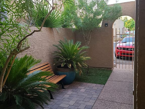 3rd image of 2524 S El Paradiso Dr #27