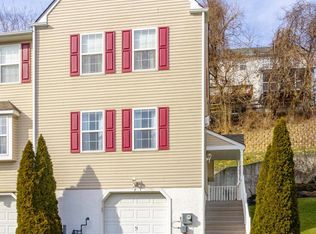 7 Linda Ln, Aston, PA 19014