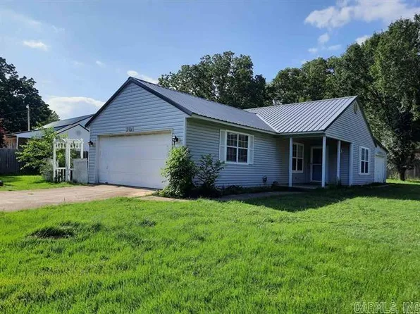 701 Clarence St, Mountain View, AR 72560