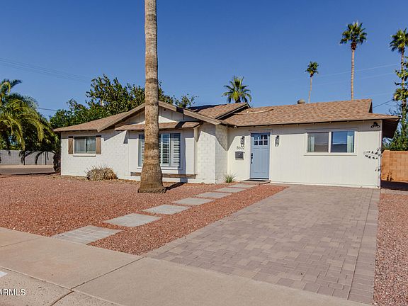 2nd image of 8602 E CAMBRIDGE Avenue