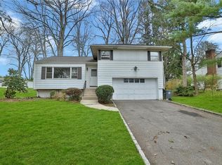 186 West St, White Plains, NY 10605