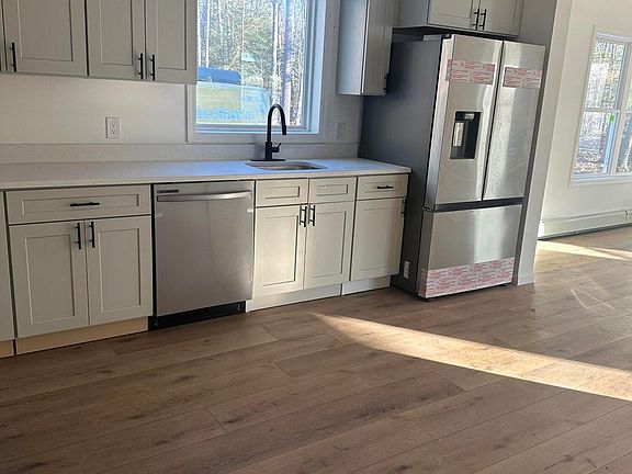 4th image of 35 Olivers Way