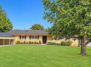 1613 N Pecan Rd, Ponca City, OK 74604