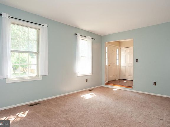 5th image of 6014 Franconia Forest Ln