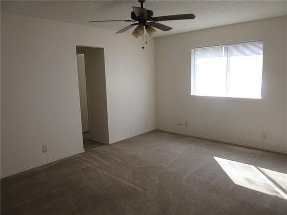 5th image of 1820 Prince Dr