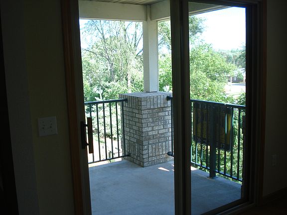 2nd image of 460 N Silverbrook Dr Unit 203