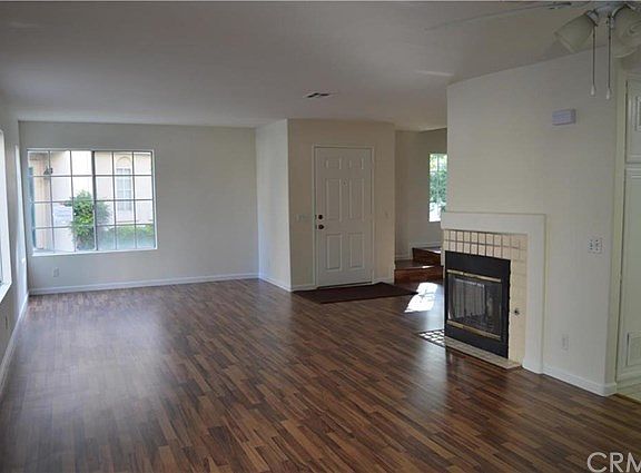 5th image of 14726 Moon Crest Ln Unit A