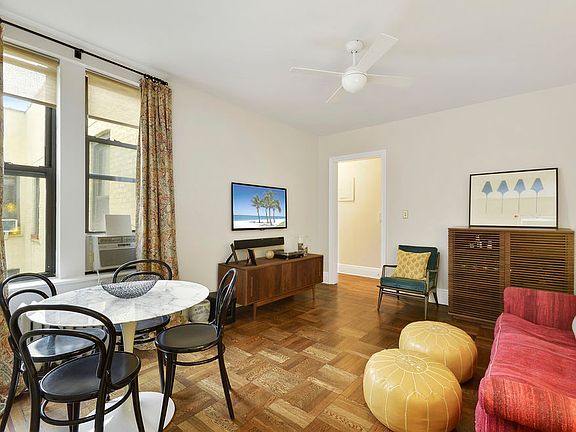 3rd image of 264 6th Ave APT 4E